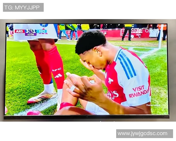 足球明星之子追星之路揭秘小小球迷的梦想与偶像的距离